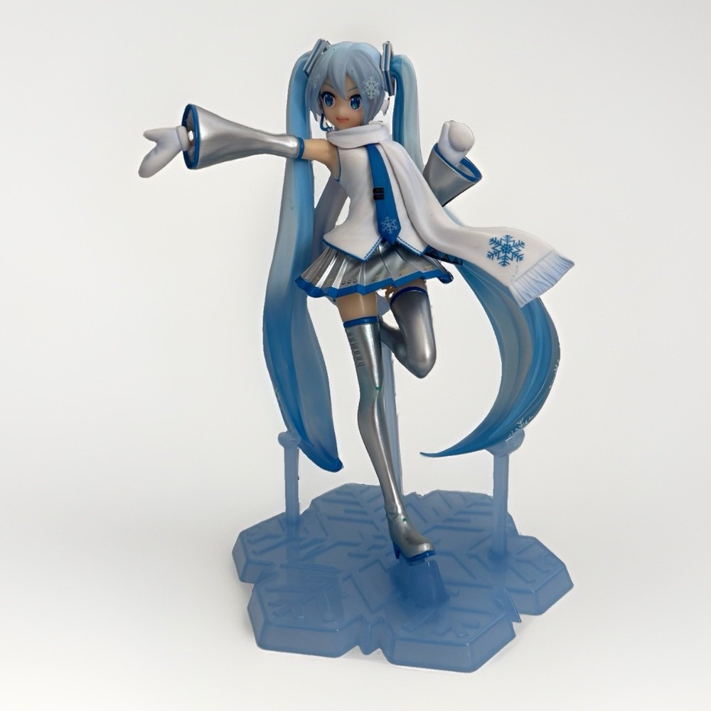 Bandai Hatsune Miku Figure Snow Namco Japanese Anime Prize Blue/White W/ Box